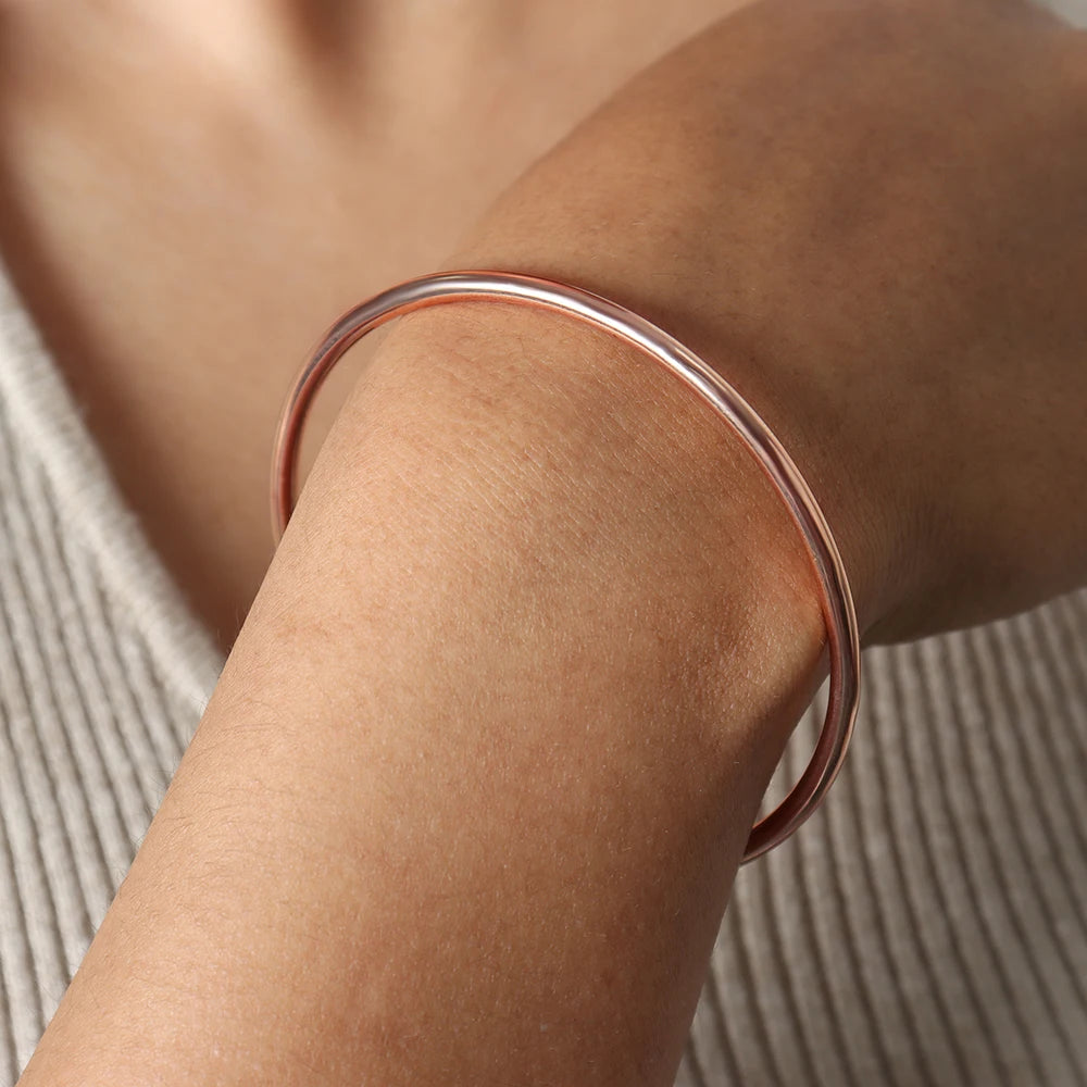 Gold Plated Round Bangle (Single piece) W6