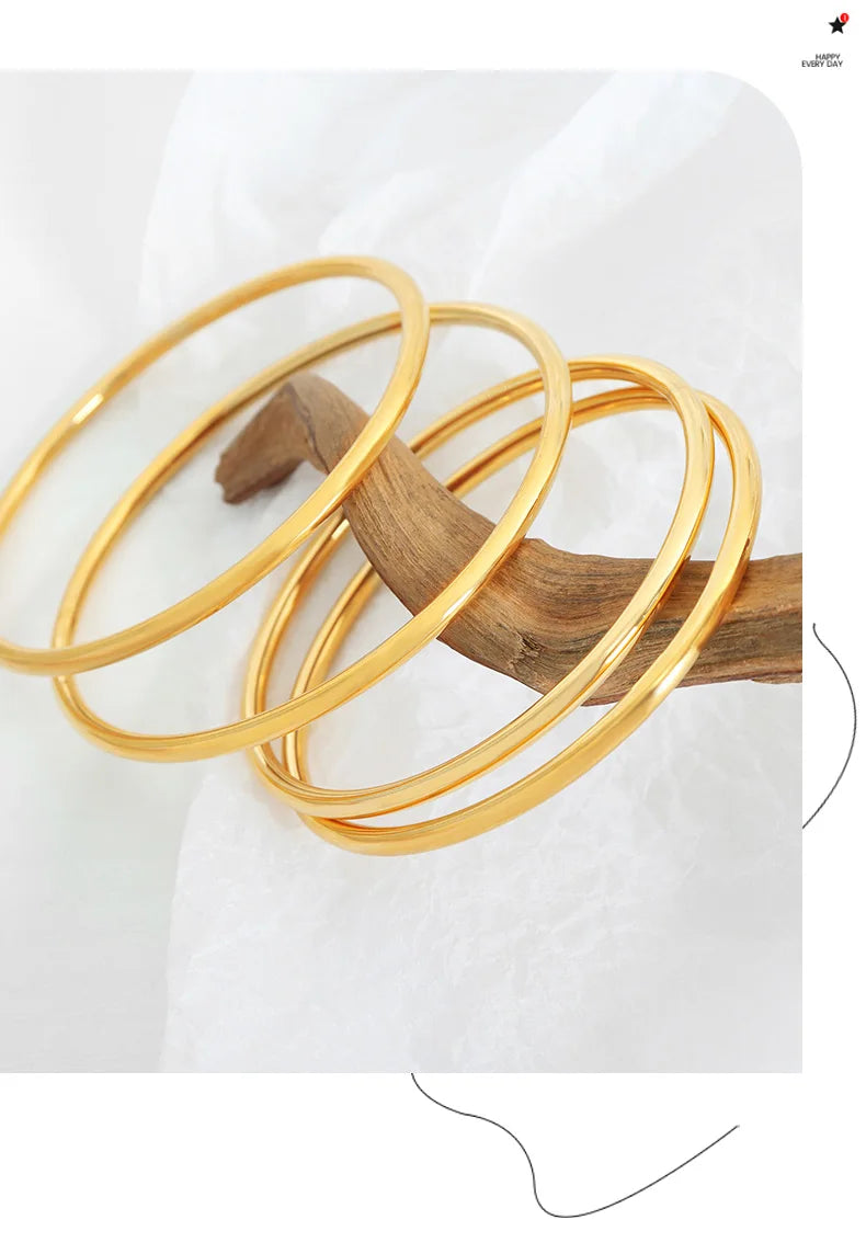 Gold Plated Round Bangle (Single piece) W6