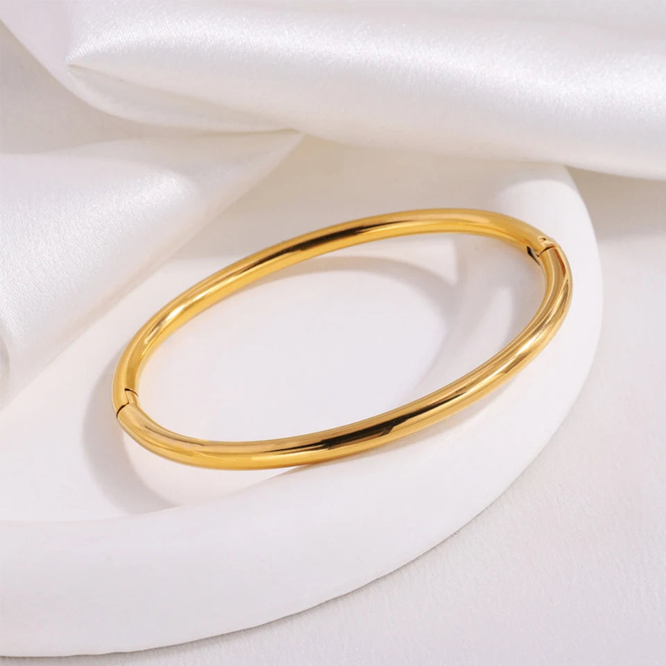 Gold Plated Stainless Steel Bangles W12
