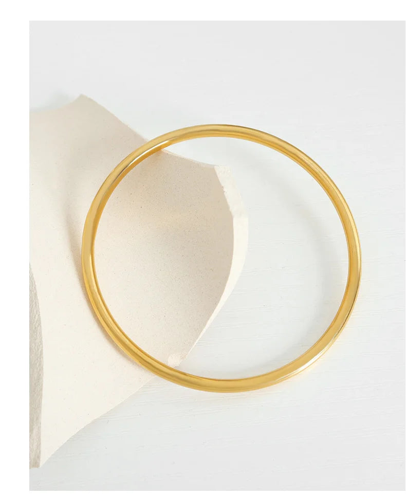 Gold Plated Round Bangle (Single piece) W6