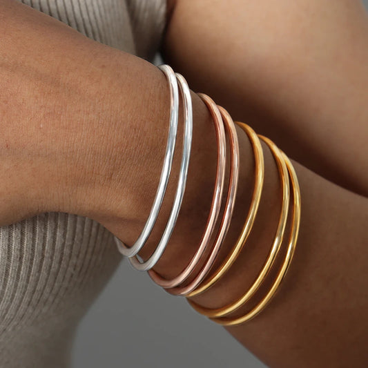 Gold Plated Round Bangle (Single piece) W6