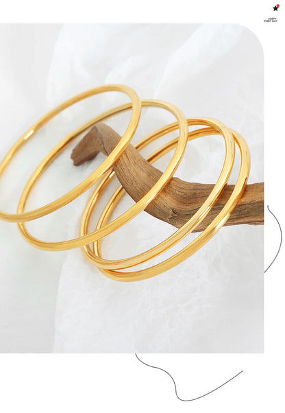 Gold Plated Round Bangle (Single piece) W6