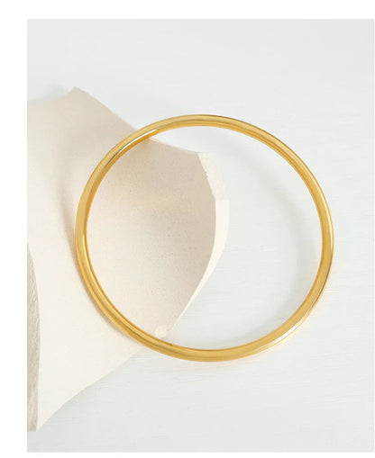 Gold Plated Round Bangle (Single piece) W6