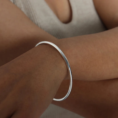 Gold Plated Round Bangle (Single piece) W6